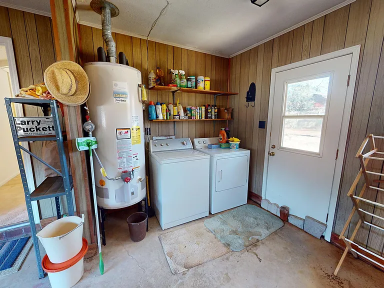 1212 Hillman St — Photo 8