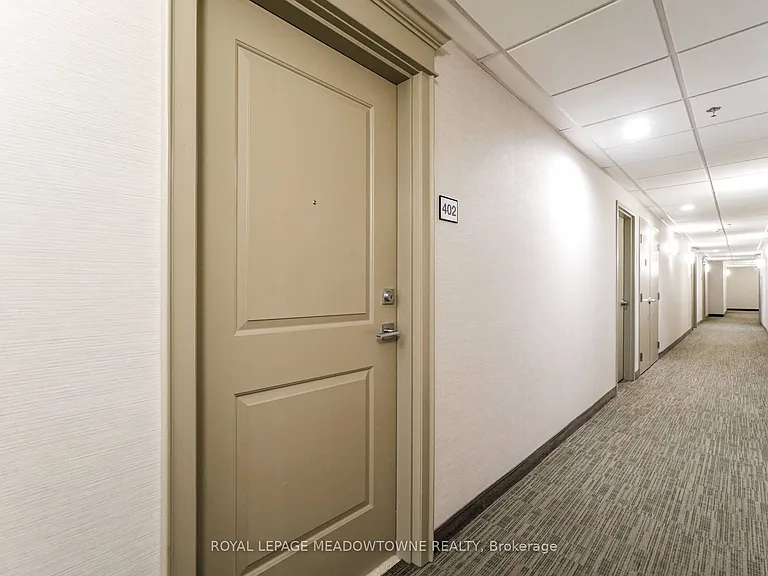 2486 Old Bronte Rd #402 — Photo 3