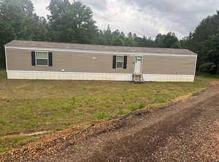 725 Eddie Willis Dr, Gore Springs, MS 38929