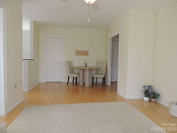 5th image of 622 S Haywood St APT 308