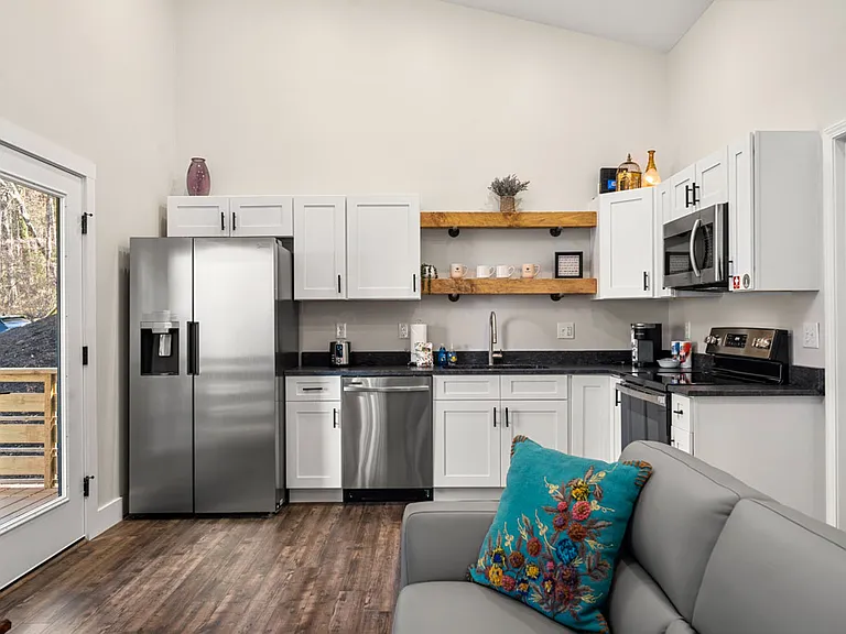 235 Royal Pines Dr — Photo 52
