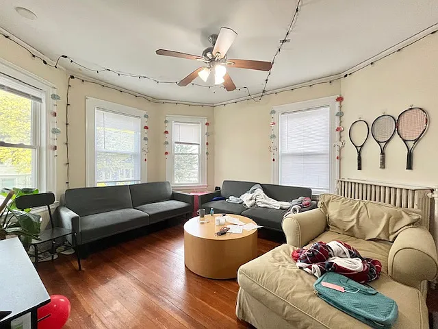 75 Leicester St — Photo 4