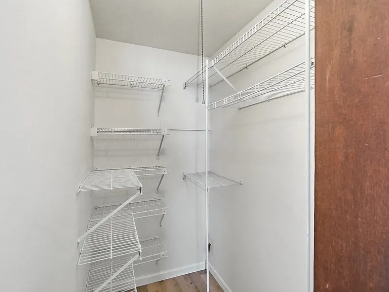 6537 Highbury Rd — Photo 13