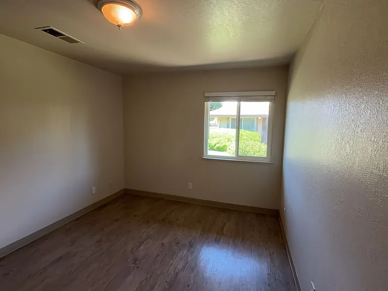 2348 W Pinedale Ave #2 — Photo 6