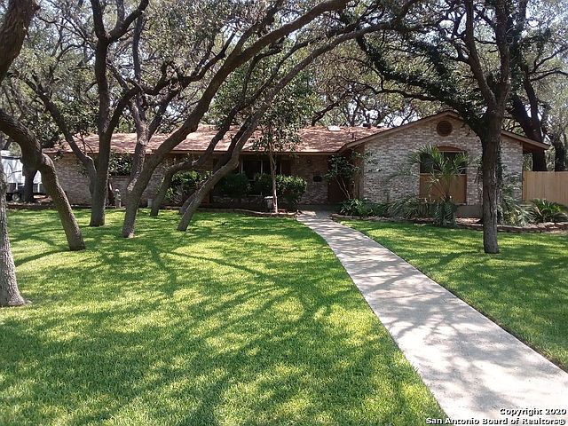 1st image of 142 Canyon Oaks Dr