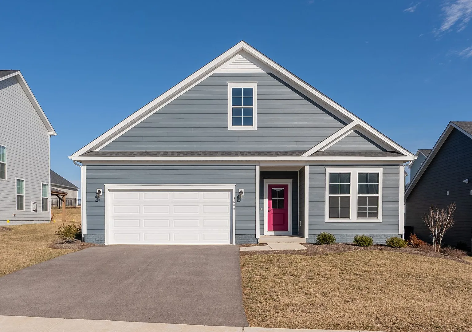 Modern Home with Open Floor Plan in Blacksburg — Photo 1