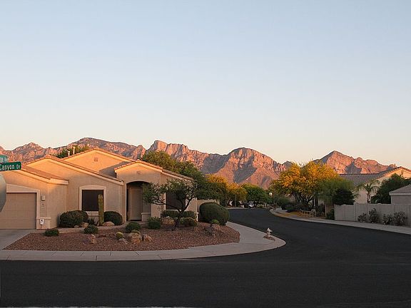 2nd image of 328 W Sacaton Canyon Dr