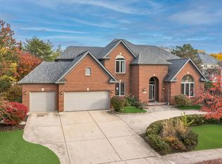 2604 Wendy Dr, Naperville, IL 60565
