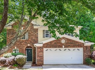 2712 Markham Woods Ct, Charlotte, NC 28214