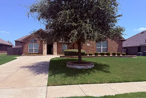 1410 Majestic Meadows Dr Photo 1