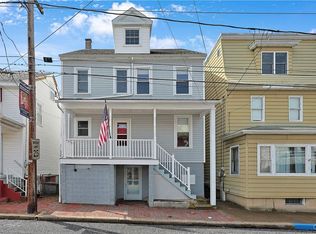 47 Washington St, Middleport, PA 17953