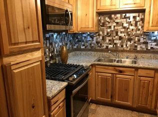 31 Dutton St, Springfield, MA 01151