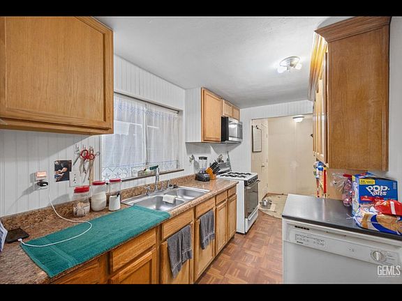 This is the shared kitchen. You'll keep all of your stuff in cabinets to the right. And roommate will have his on the left! Fridge, stove ,and microwave is shared!