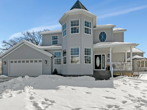 1912 Grizzly Ln, Sartell, MN 56377