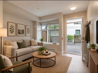 5152 Canada Way #13, Burnaby, BC V5E0C3