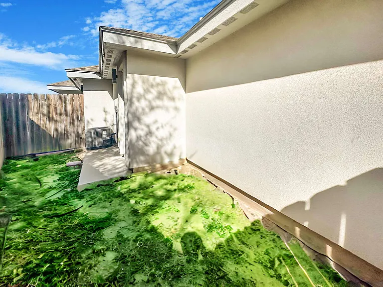 511 Lotto Ln #2 — Photo 4