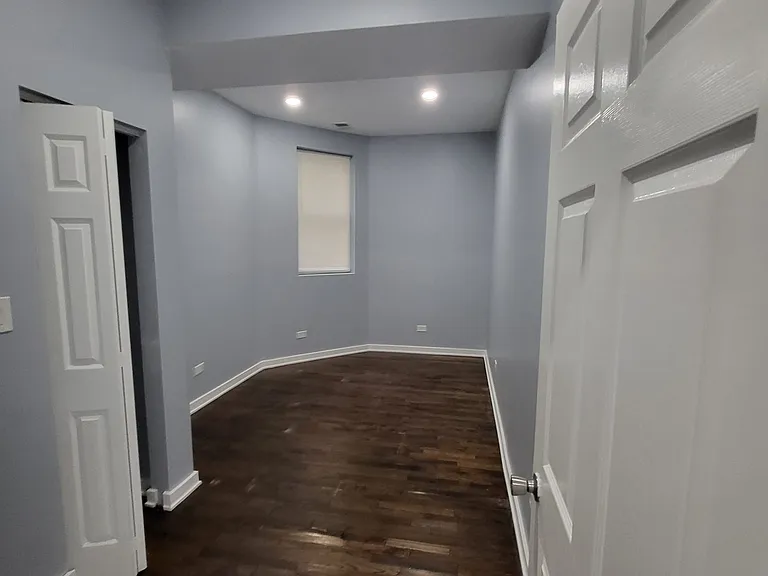 6040 S Rhodes Ave #1 — Photo 9