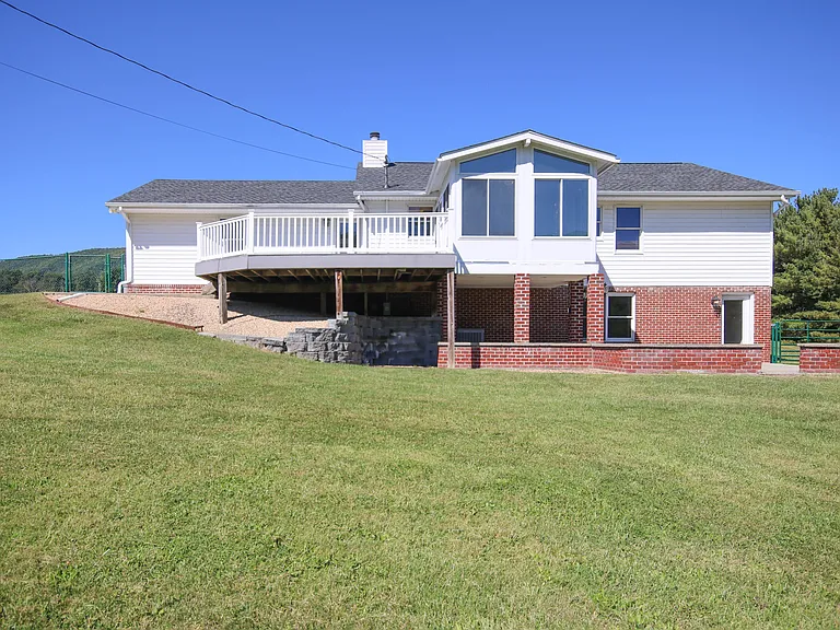 5150 Blacksburg Rd — Photo 22