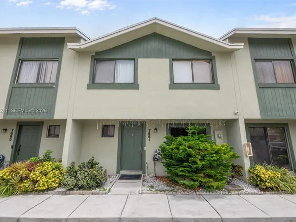 7661 NW 38th Ct, Sunrise, FL 33351