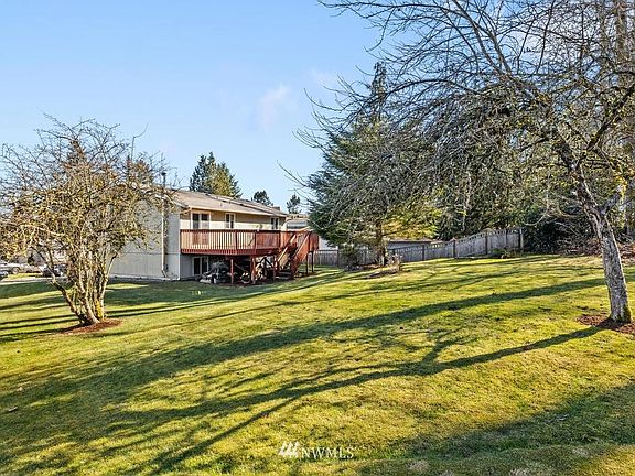 2nd image of 11711 SE 225th Ct