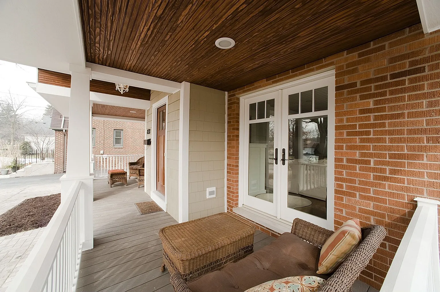 830 Hill Ave photo 1