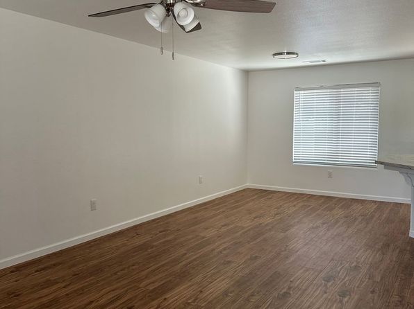 2601-2607 W Oriole Ave #2605