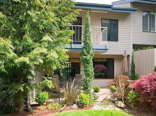 7633 SE 29th St, Mercer Island, WA 98040