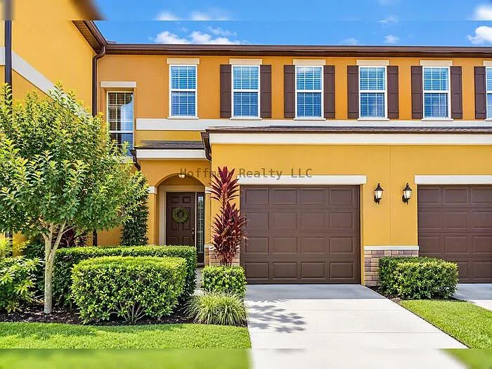 2 bed, 2.5 bath, 1290 sqft, $1,750 — Photo 2