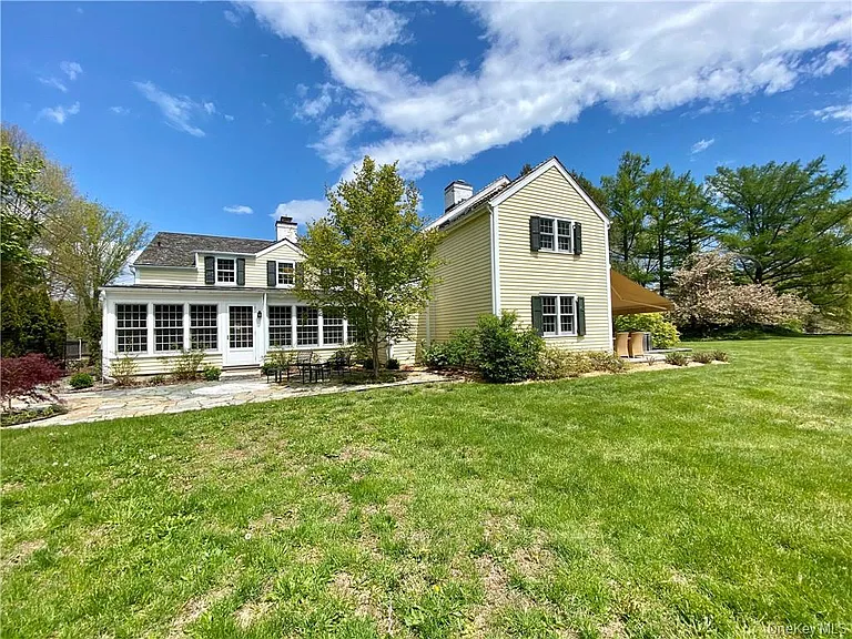 333 Hook Rd — Photo 21