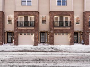 109 S 2nd St, Brighton, MI 48116