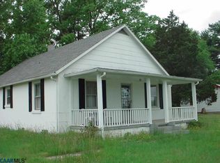 2274 W River Rd, Scottsville, VA 24590