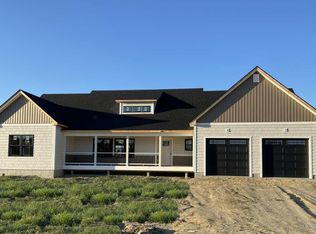 2 Renee Rd, Freeport, ME 04032