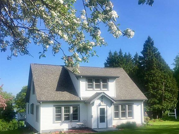 2nd image of 159 W Park Dr