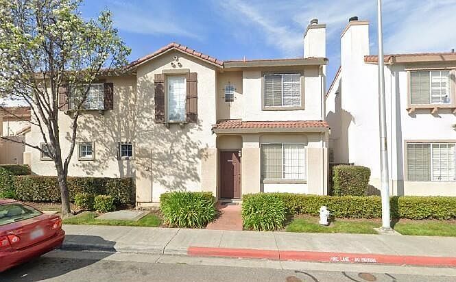 1st image of 4694 Wilcox Ave