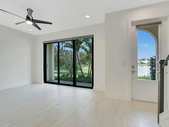 4th image of 12755 Machiavelli Way