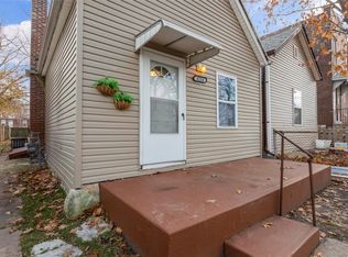 8214 Virginia Ave, Saint Louis, MO 63111