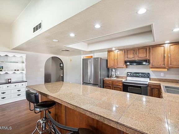 5th image of 2302 W Evans Drive