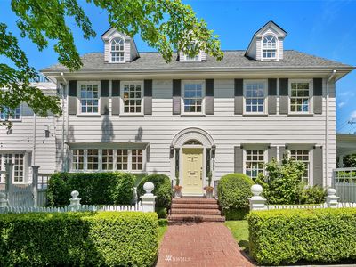1068 E Newton Street, Seattle, WA, 98102