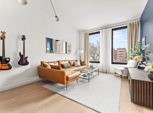 21-21 31st St #2E, Astoria, NY 11105