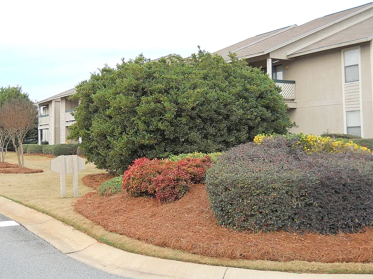 WInslow Place Apartments — Photo 20