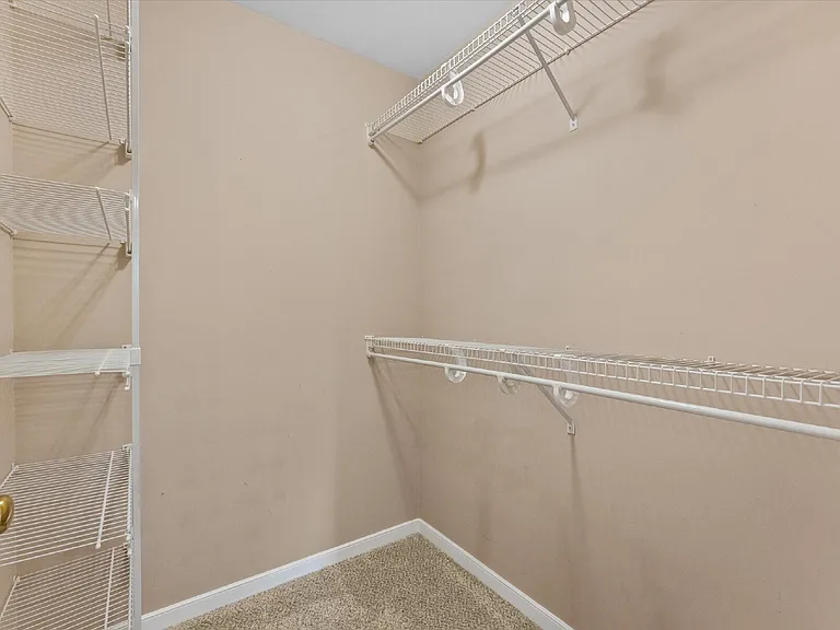 10948 Sunset Hills Dr — Photo 39