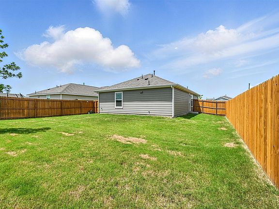 3rd image of 2733 Slatewood Dr