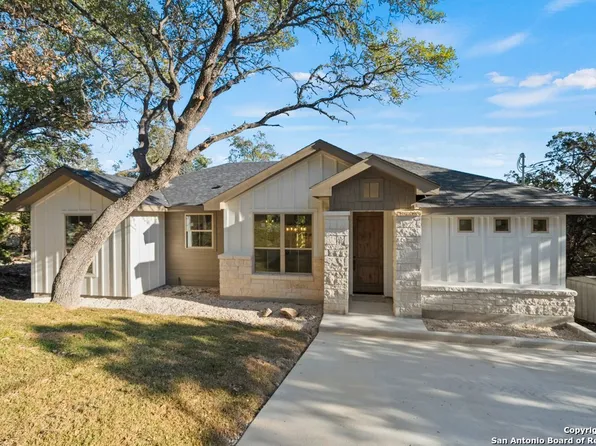 1158 Springwater, Canyon Lake, TX 78133