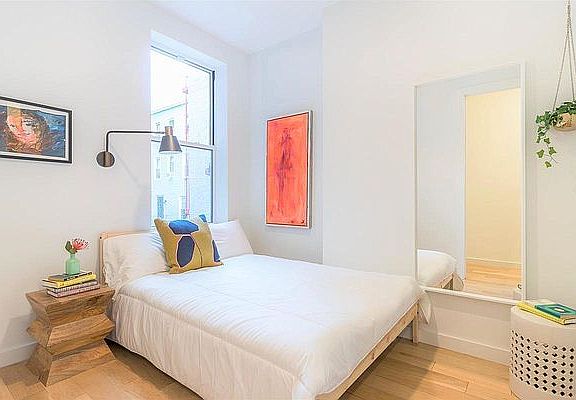 5th image of 820 Marcy Ave #22