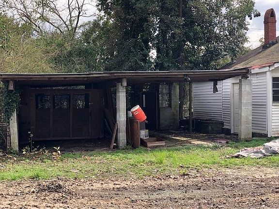 3rd image of 2475 Charleston Hwy