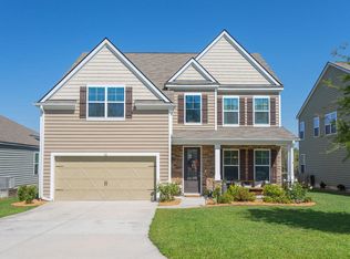 16 White Pond Blvd, Beaufort, SC 29902