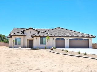 17905 Branding Iron Rd, Apple Valley, CA 92307