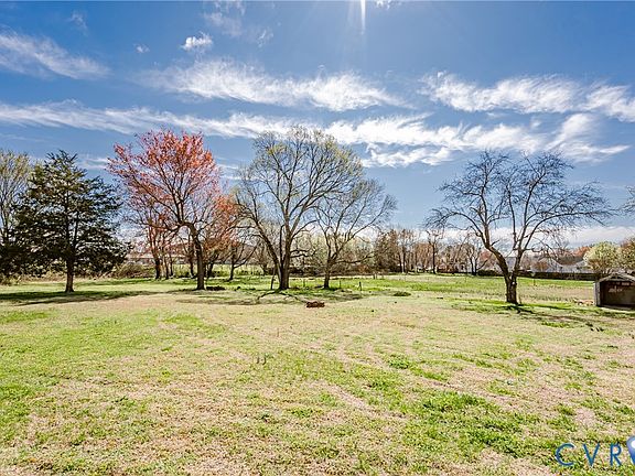 5th image of 8236 Lee Davis Rd