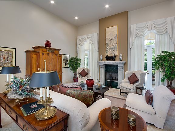 4th image of 10950 SW 59th Ct
