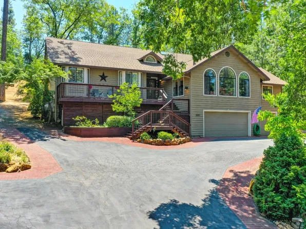 2820 Oliver Ln, Meadow Vista, CA 95722